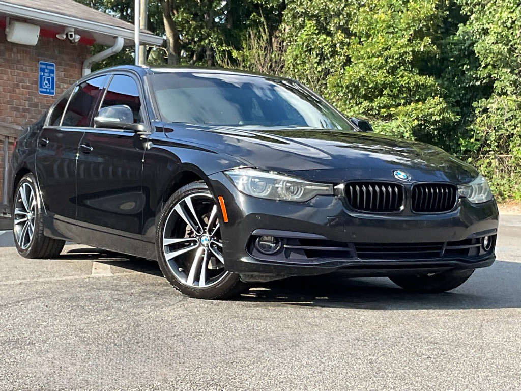 2018 BMW 3 Series Image 3