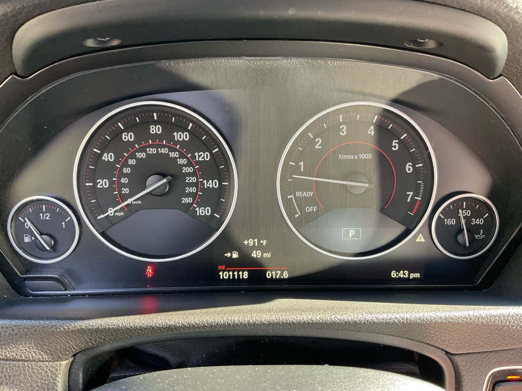 2018 BMW 3 Series Image 25