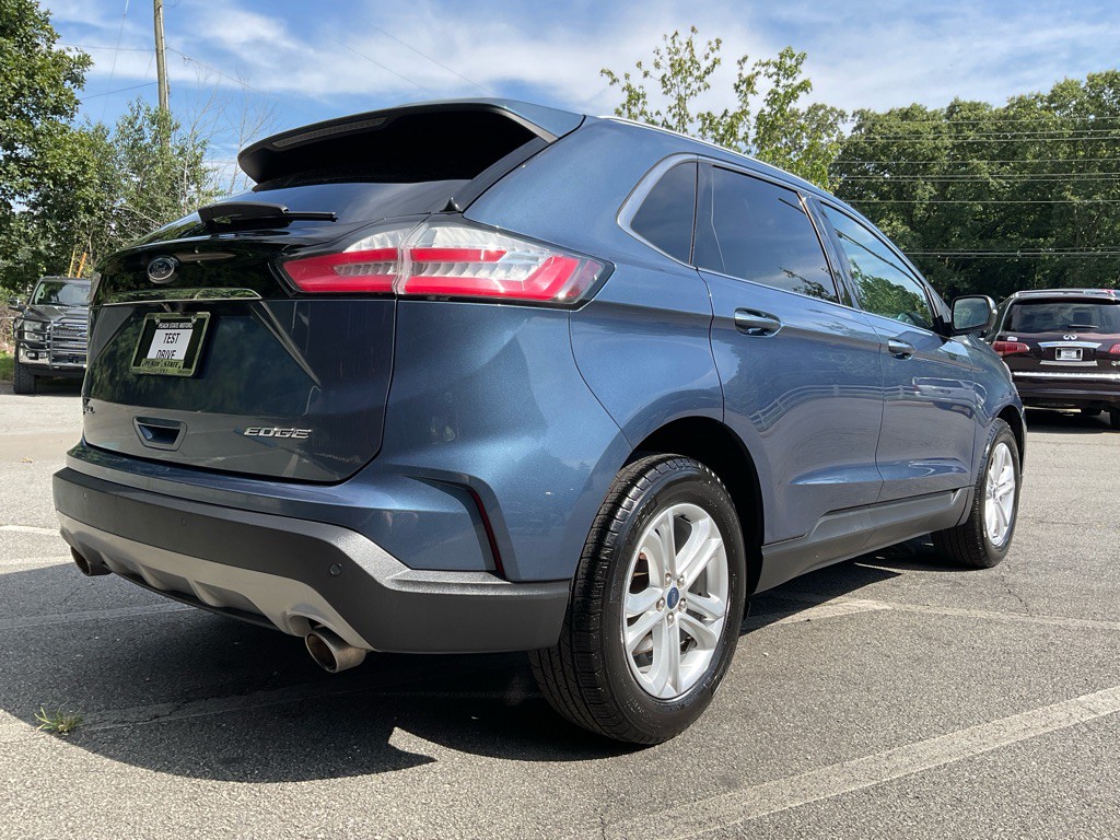 2019 Ford Edge Image 5
