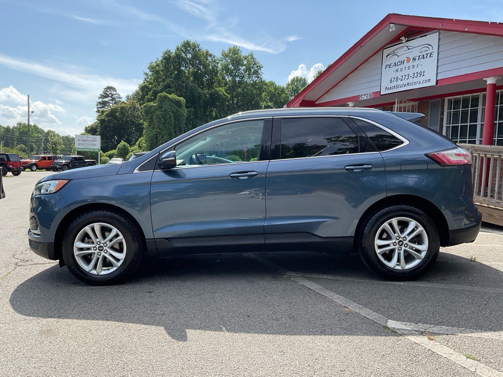 2019 Ford Edge Image 8