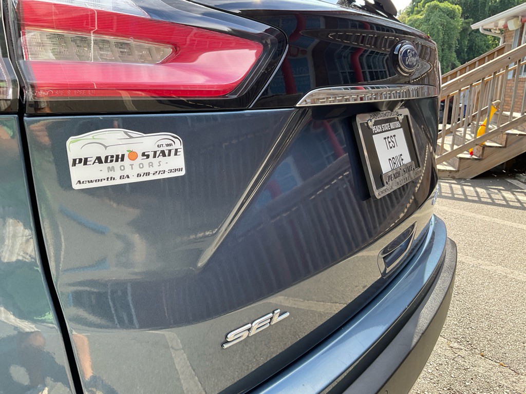 2019 Ford Edge Image 9