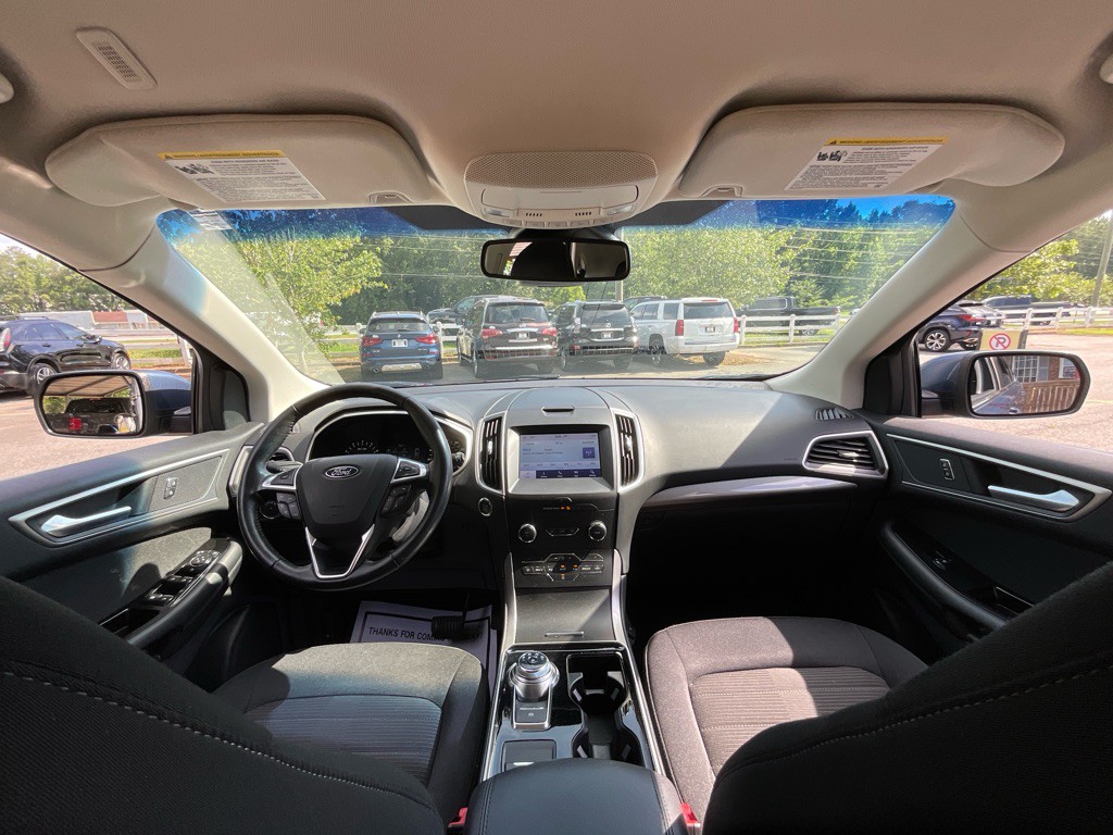 2019 Ford Edge Image 20