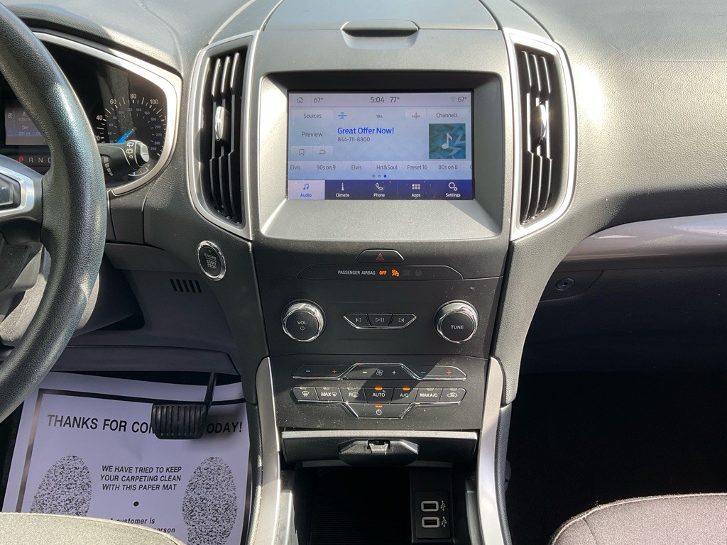 2019 Ford Edge Image 22