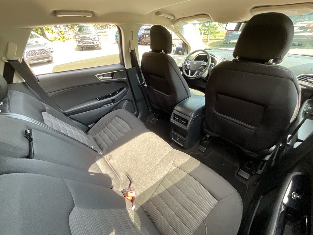 2019 Ford Edge Image 31
