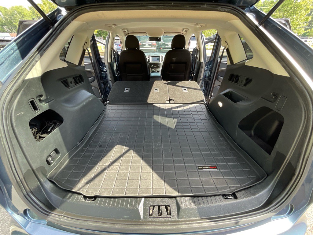 2019 Ford Edge Image 38