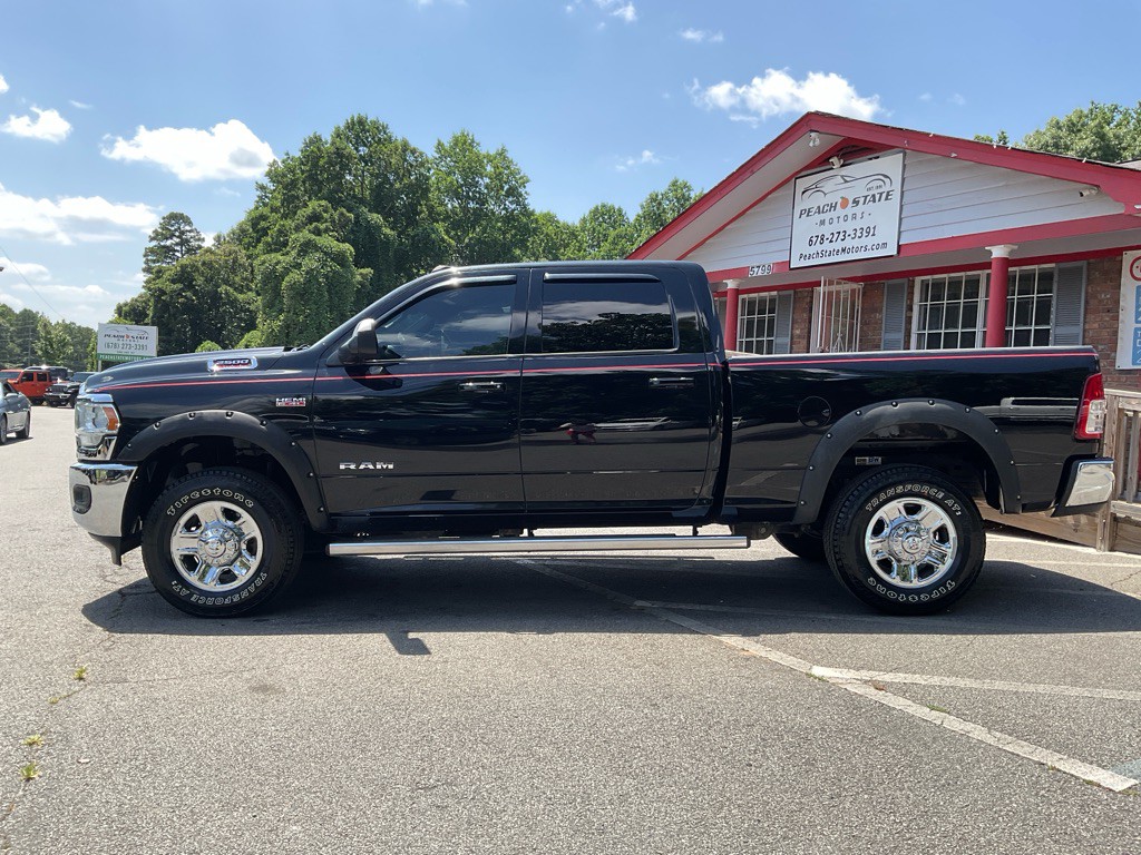 2022 RAM 2500 Image 8