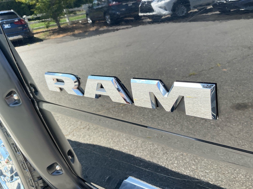 2022 RAM 2500 Image 11