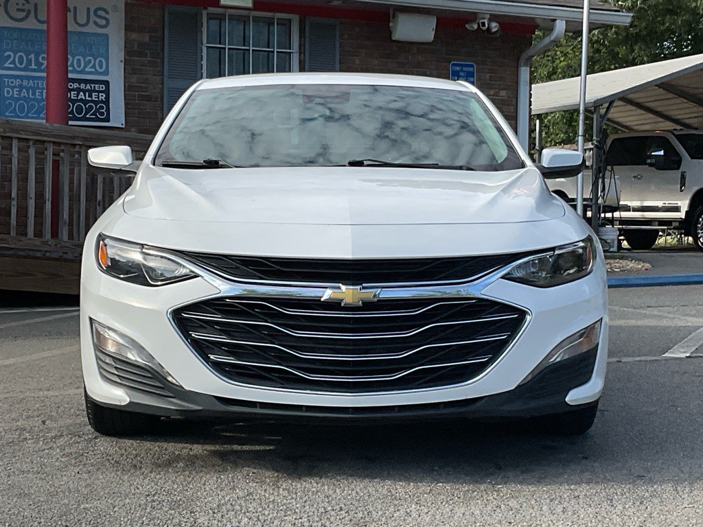 2023 Chevrolet Malibu Image 2