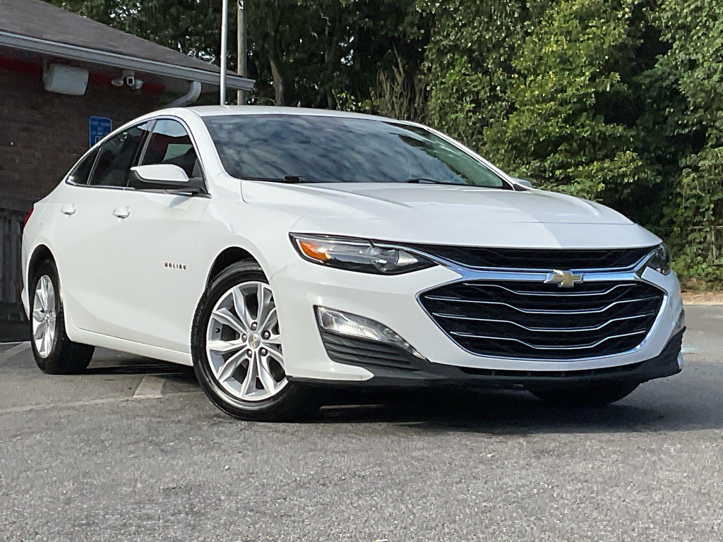 2023 Chevrolet Malibu Image 3