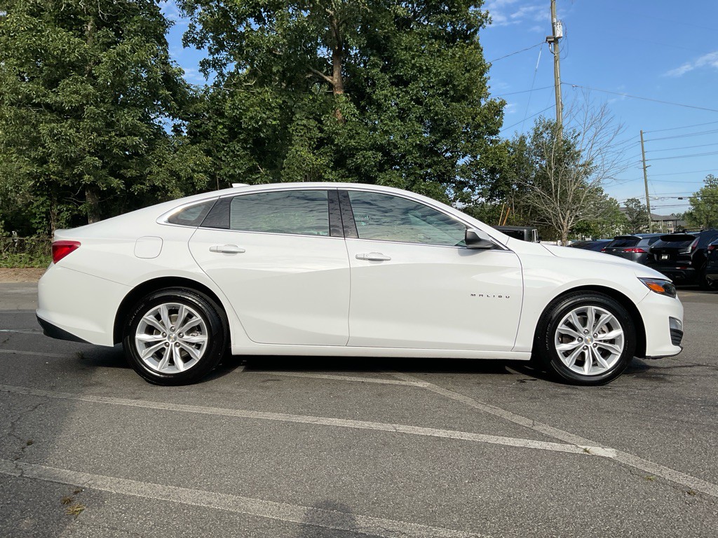 2023 Chevrolet Malibu Image 4