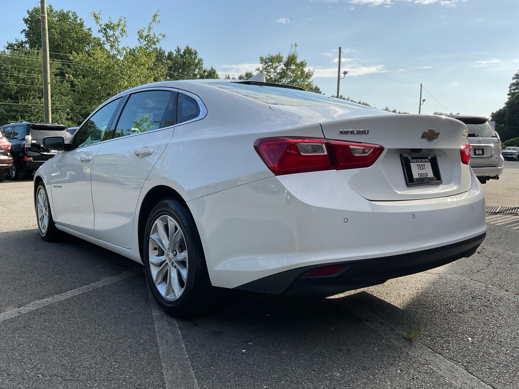 2023 Chevrolet Malibu Image 7