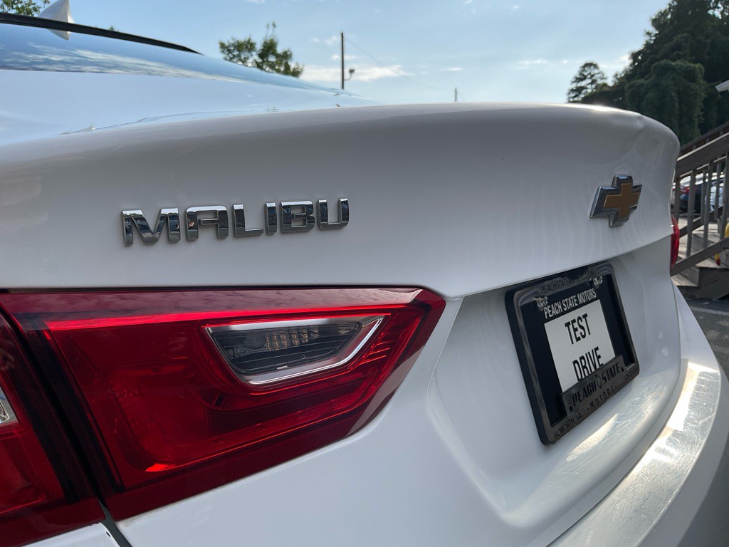 2023 Chevrolet Malibu Image 9