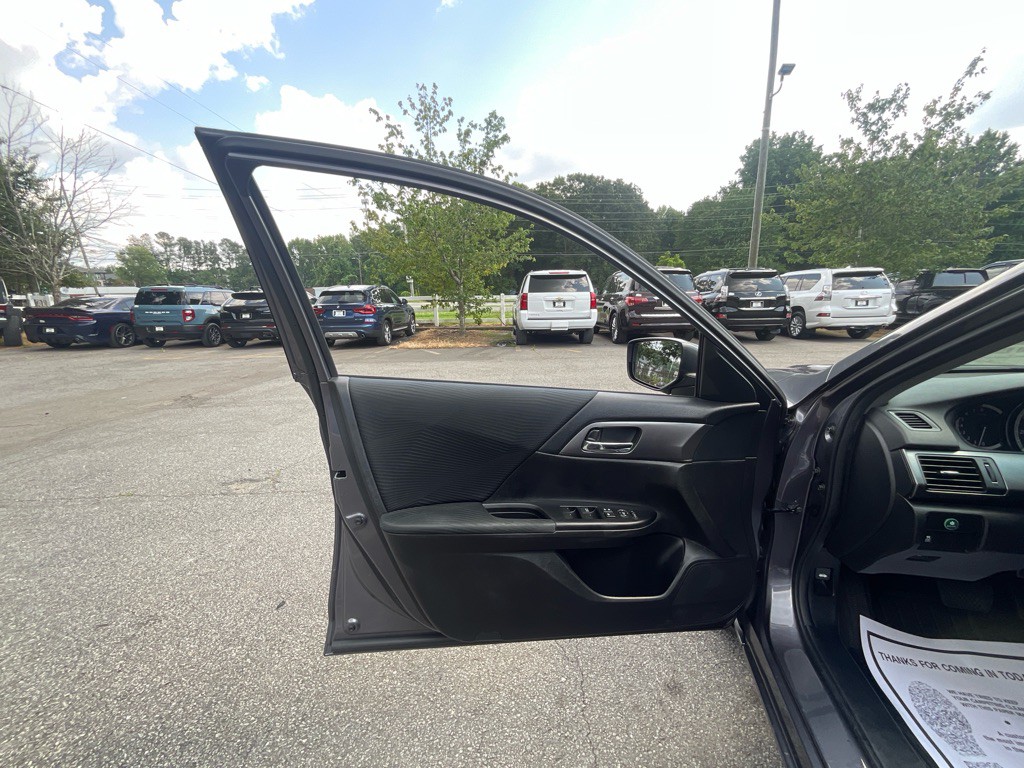 2014 Honda Accord Image 35