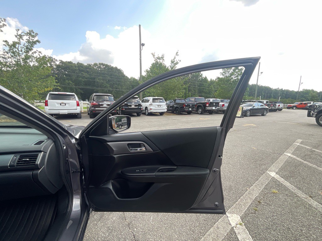 2014 Honda Accord Image 38