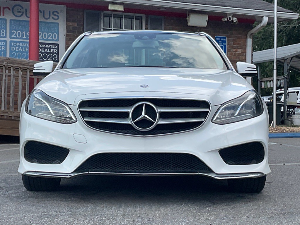 2016 Mercedes-Benz E-Class Image 2