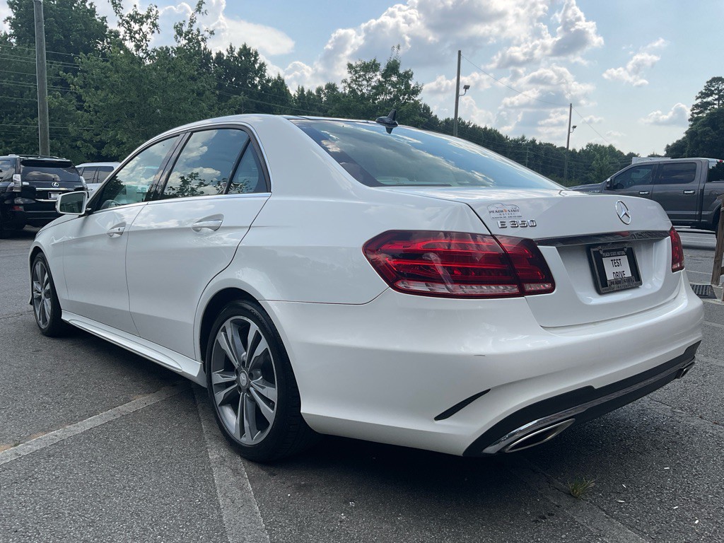 2016 Mercedes-Benz E-Class Image 7