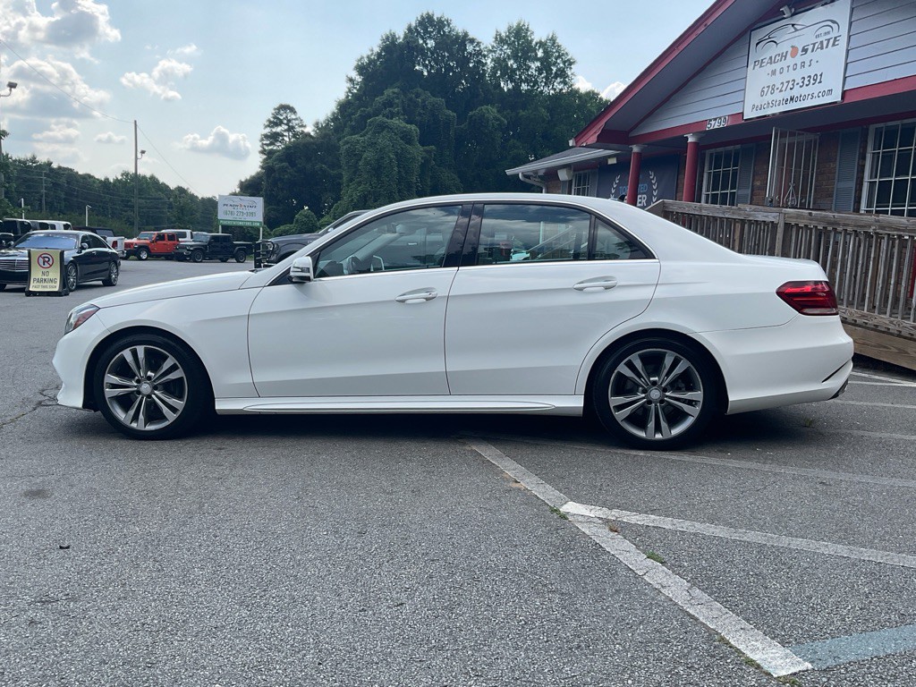 2016 Mercedes-Benz E-Class Image 8
