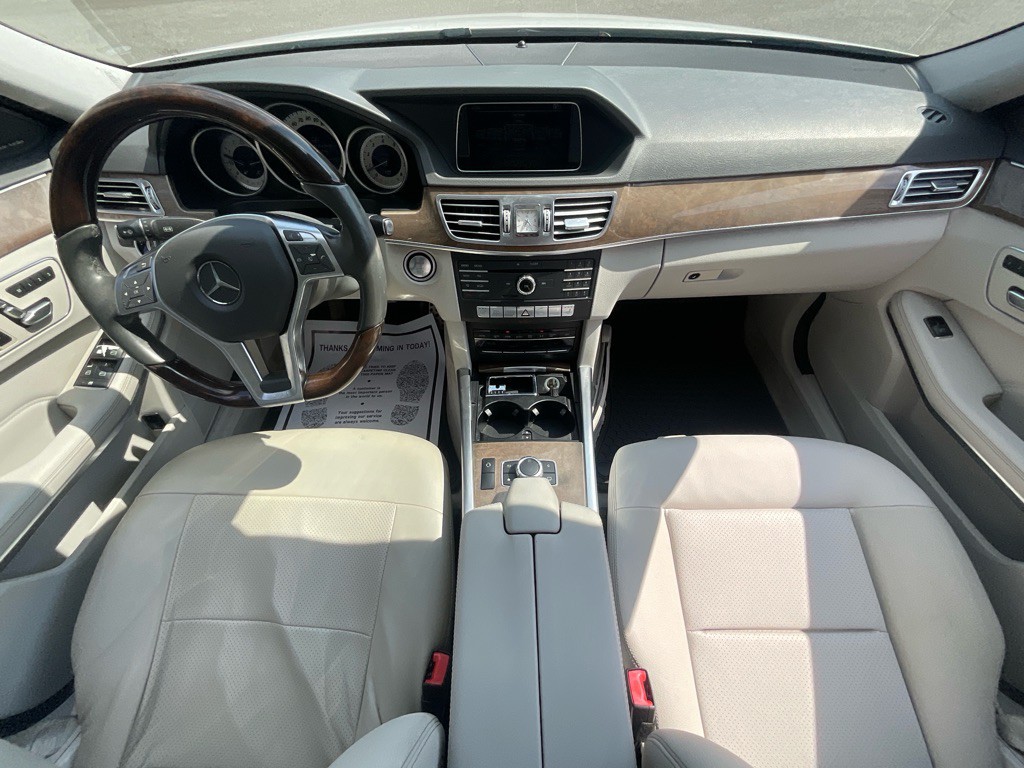 2016 Mercedes-Benz E-Class Image 20