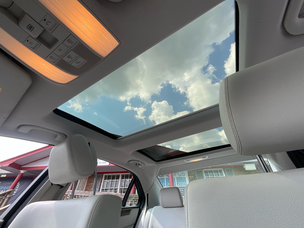 2016 Mercedes-Benz E-Class Image 27