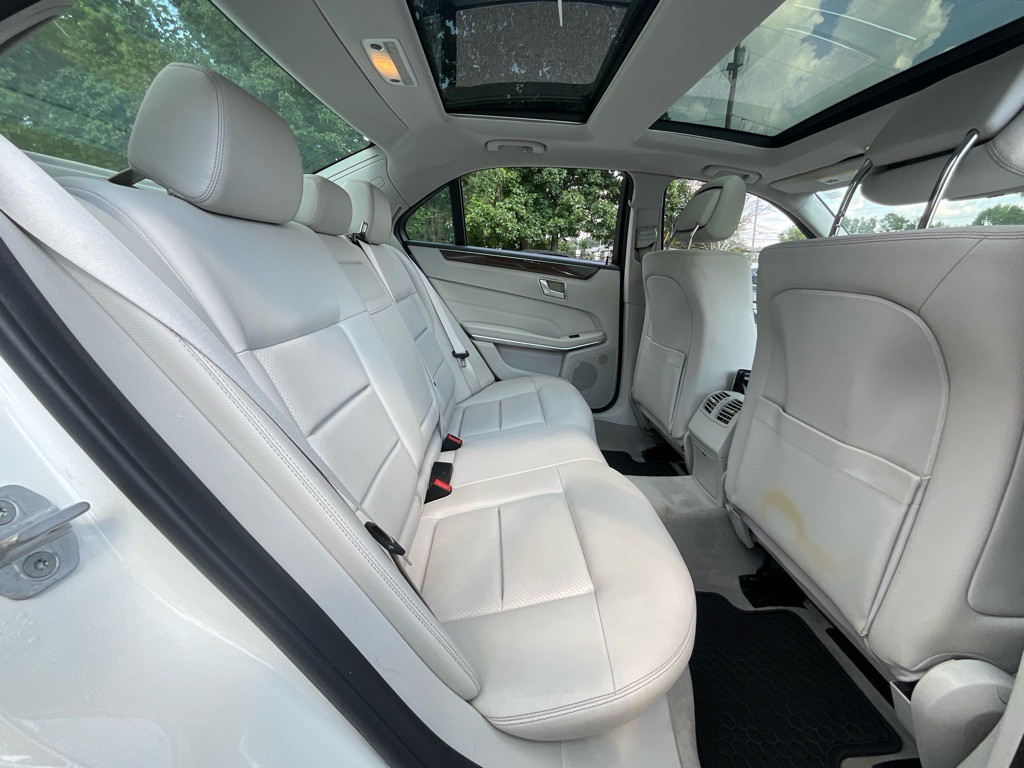 2016 Mercedes-Benz E-Class Image 31