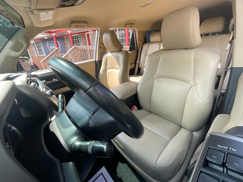2014 Toyota 4Runner Image 16