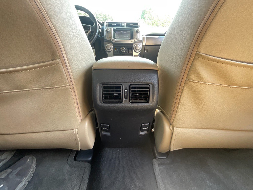 2014 Toyota 4Runner Image 35