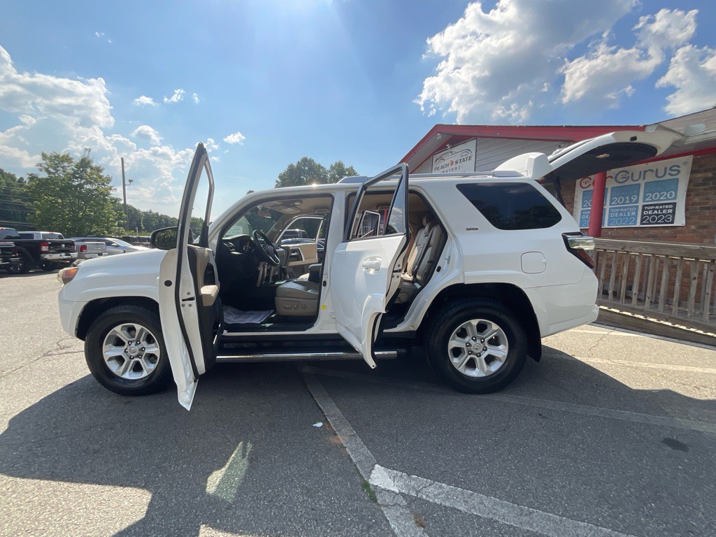 2014 Toyota 4Runner Image 38