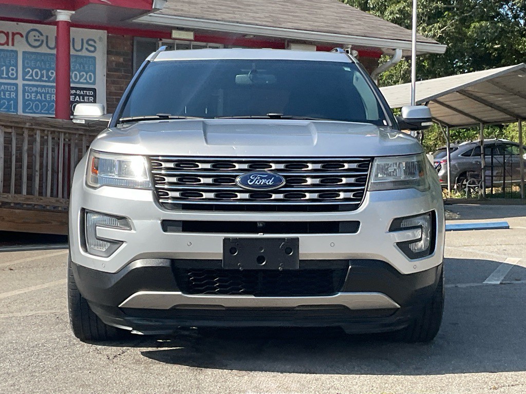 2017 Ford Explorer Image 2