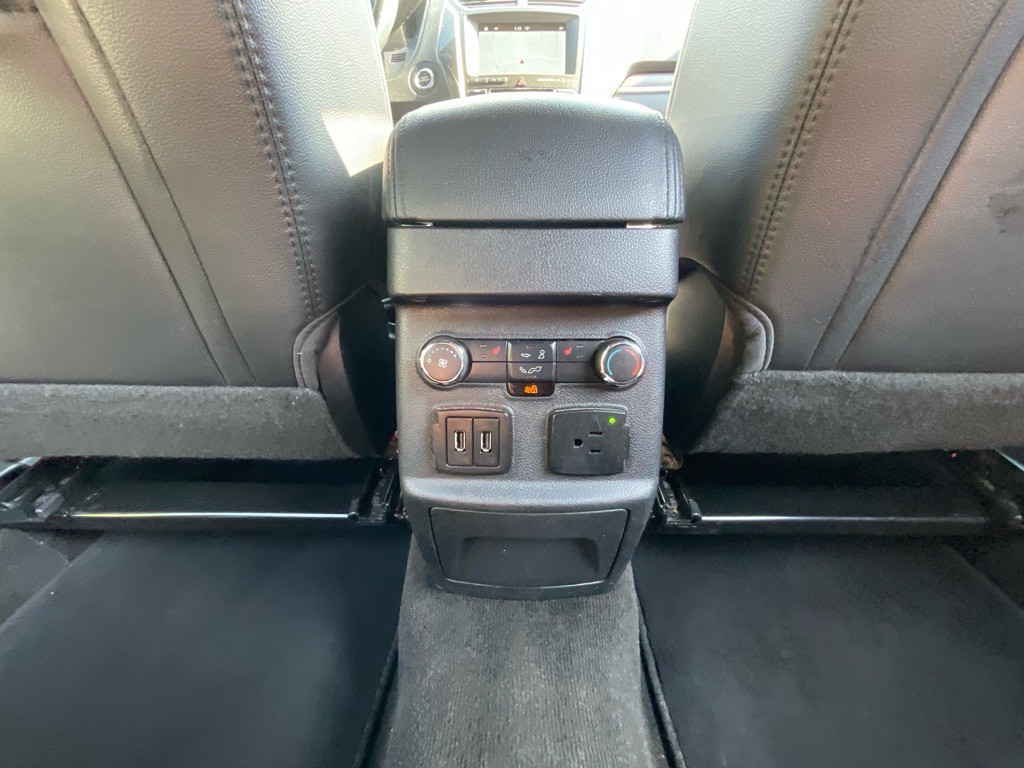 2017 Ford Explorer Image 35