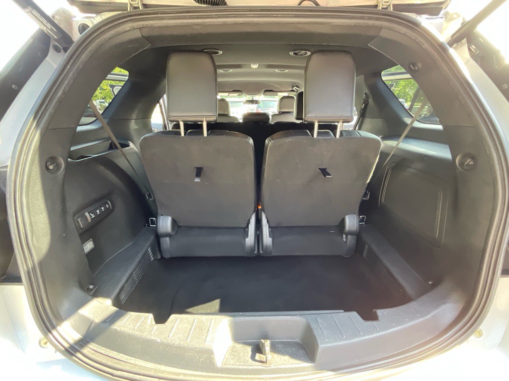 2017 Ford Explorer Image 39