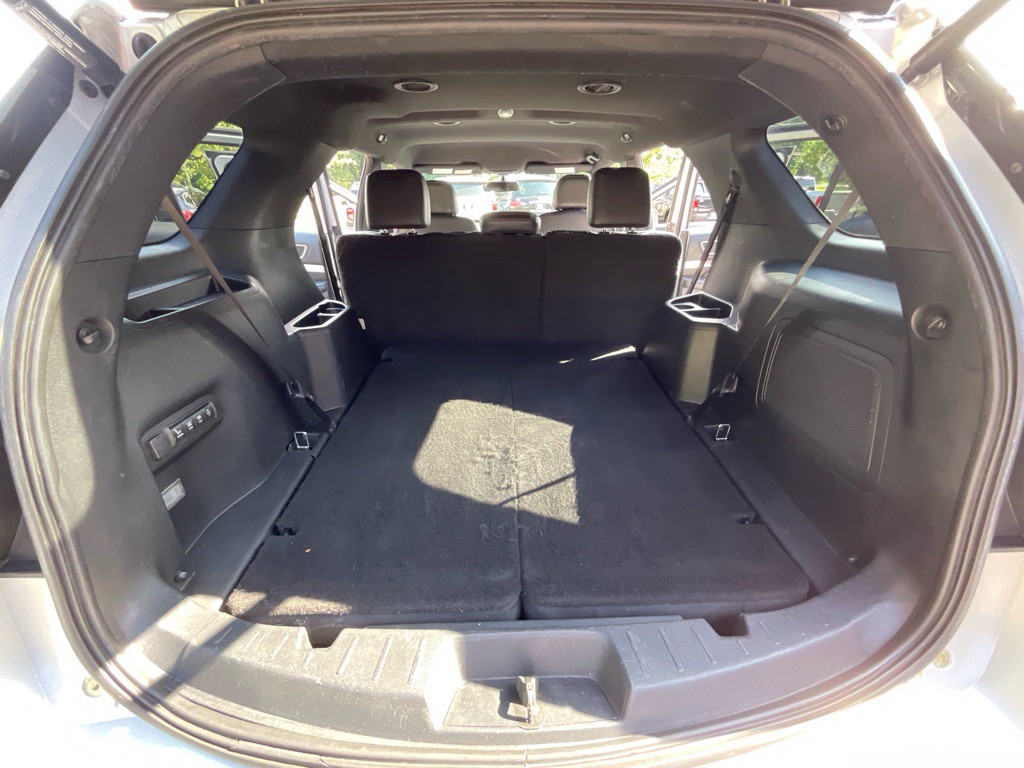 2017 Ford Explorer Image 40