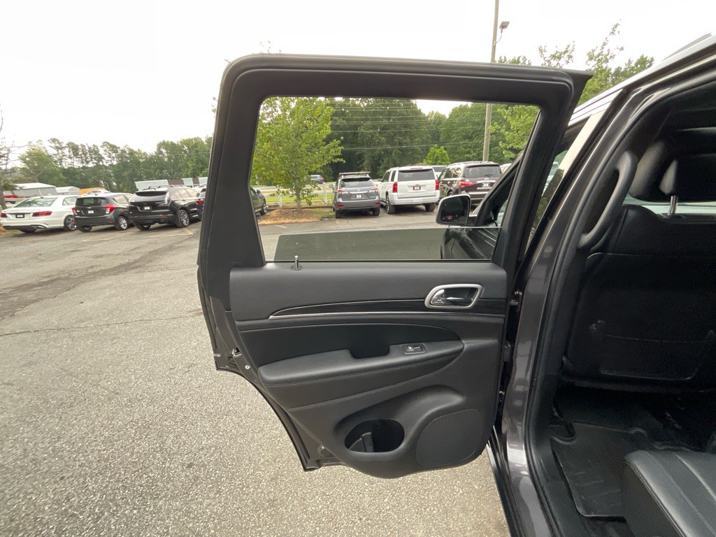 2019 Jeep Grand Cherokee Image 47