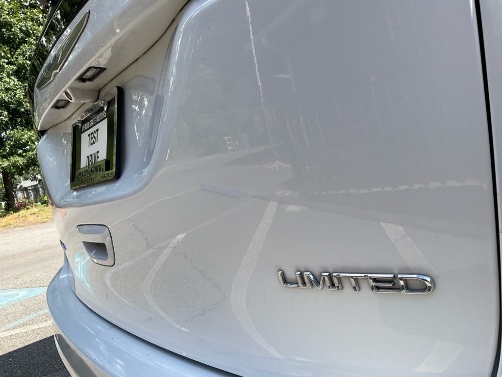 2018 Chrysler Pacifica Image 10