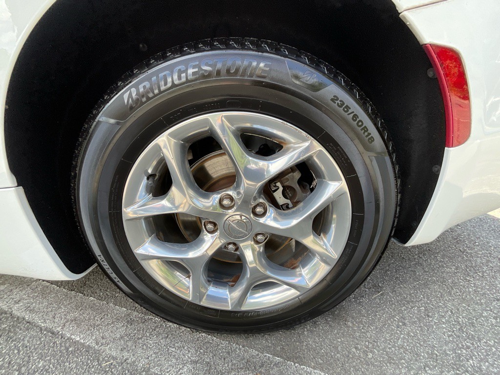 2018 Chrysler Pacifica Image 12