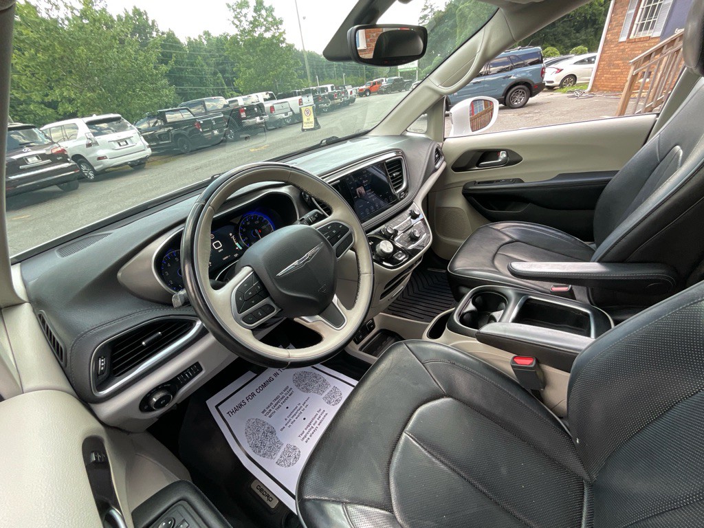 2018 Chrysler Pacifica Image 15