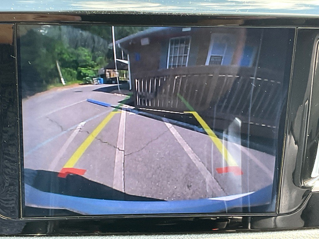 2018 Chrysler Pacifica Image 25
