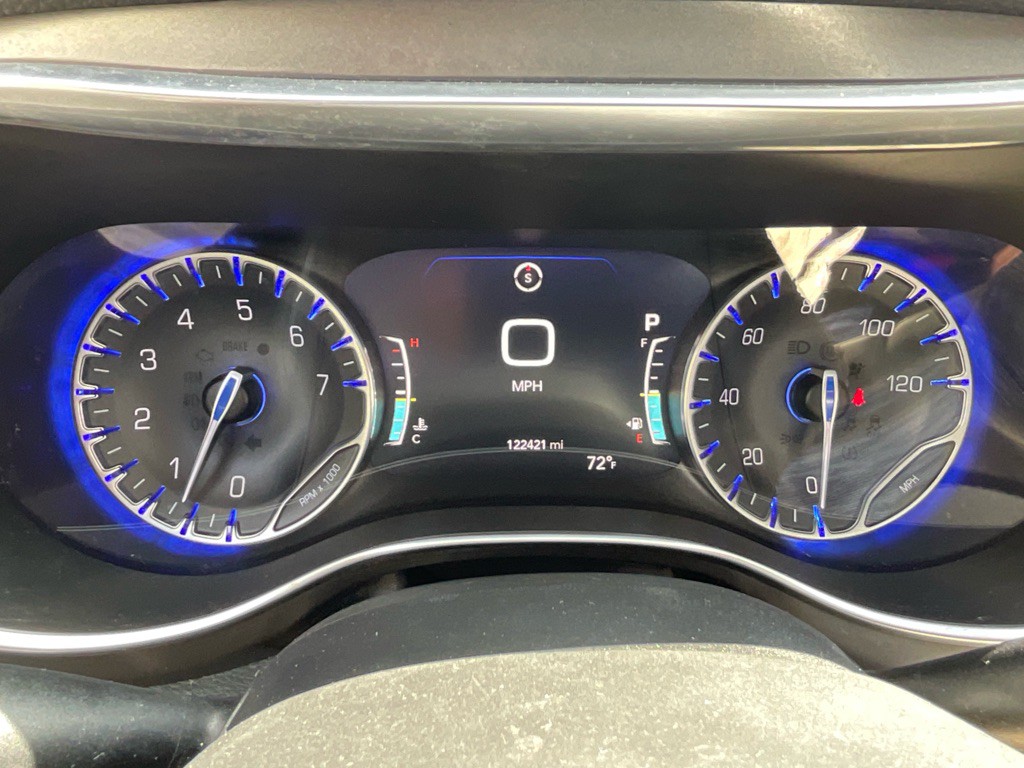 2018 Chrysler Pacifica Image 26