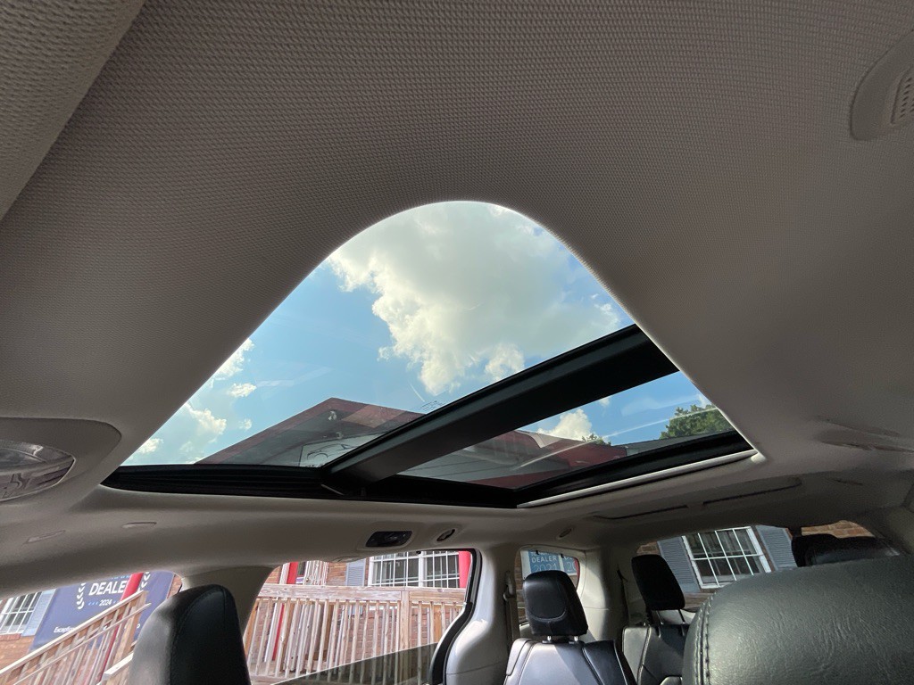2018 Chrysler Pacifica Image 28
