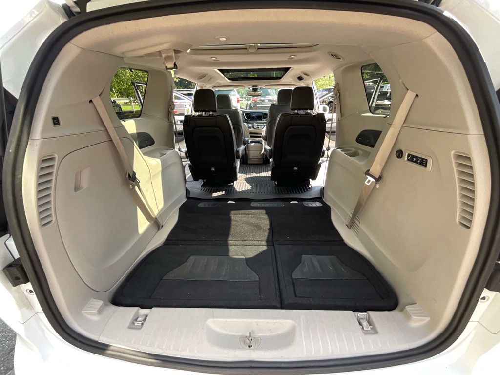 2018 Chrysler Pacifica Image 40
