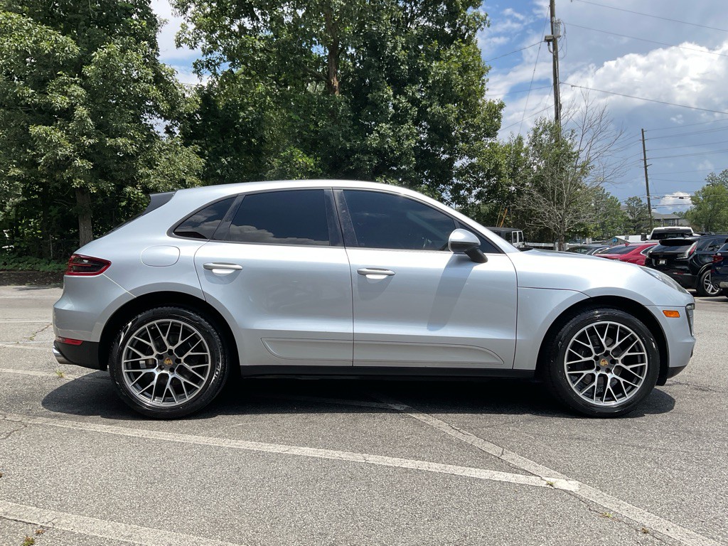 2018 Porsche Macan Image 4