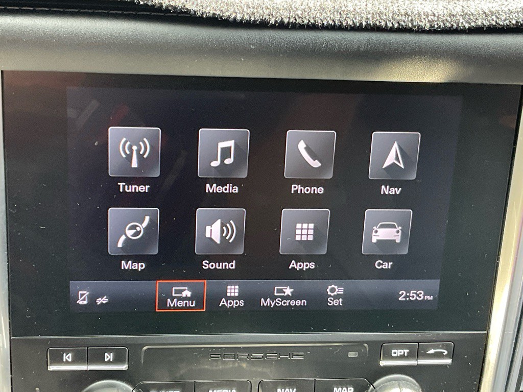 2018 Porsche Macan Image 26