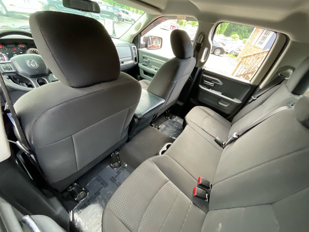 2019 RAM 1500 Image 29