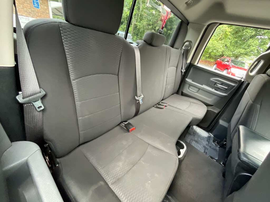 2019 RAM 1500 Image 33