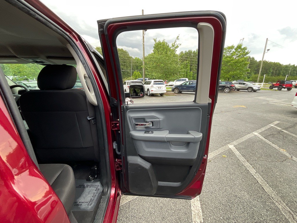 2019 RAM 1500 Image 44