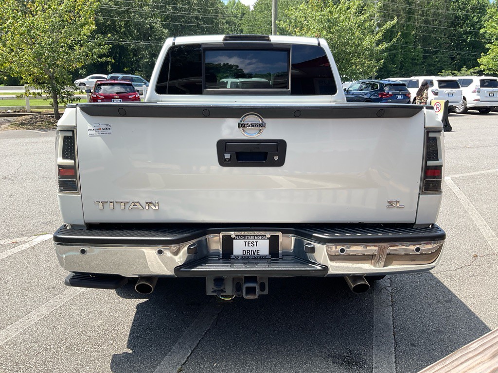 2015 Nissan Titan Image 6