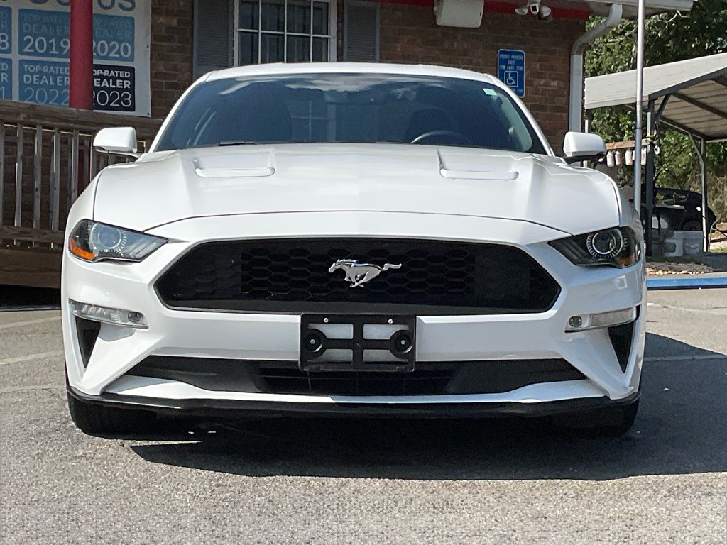 2020 Ford Mustang Image 2