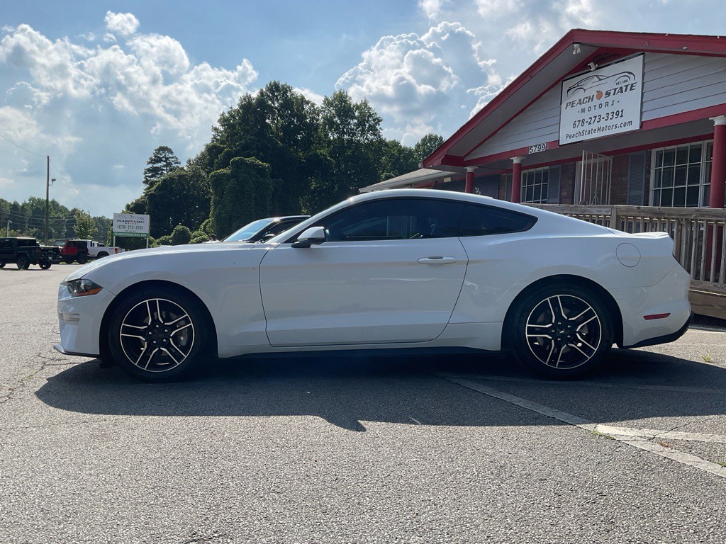 2020 Ford Mustang Image 8