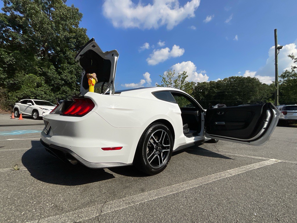 2020 Ford Mustang Image 28
