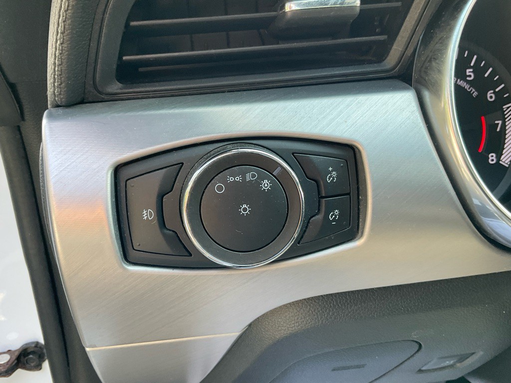 2020 Ford Mustang Image 33
