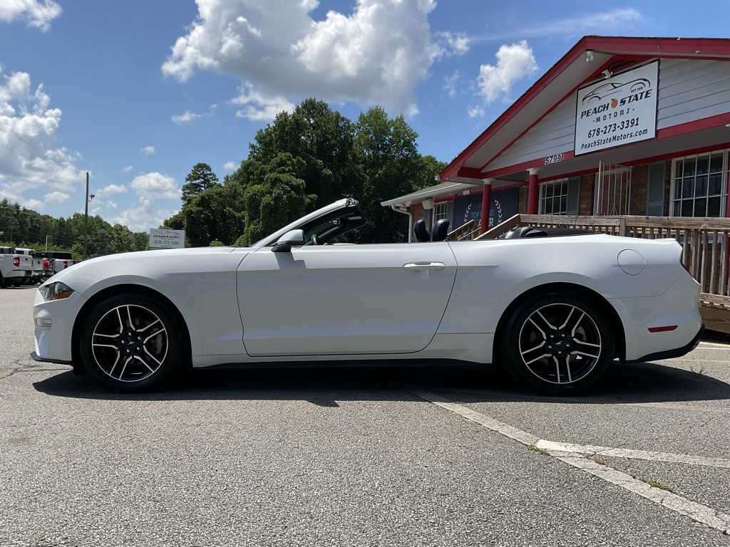 2020 Ford Mustang Image 8
